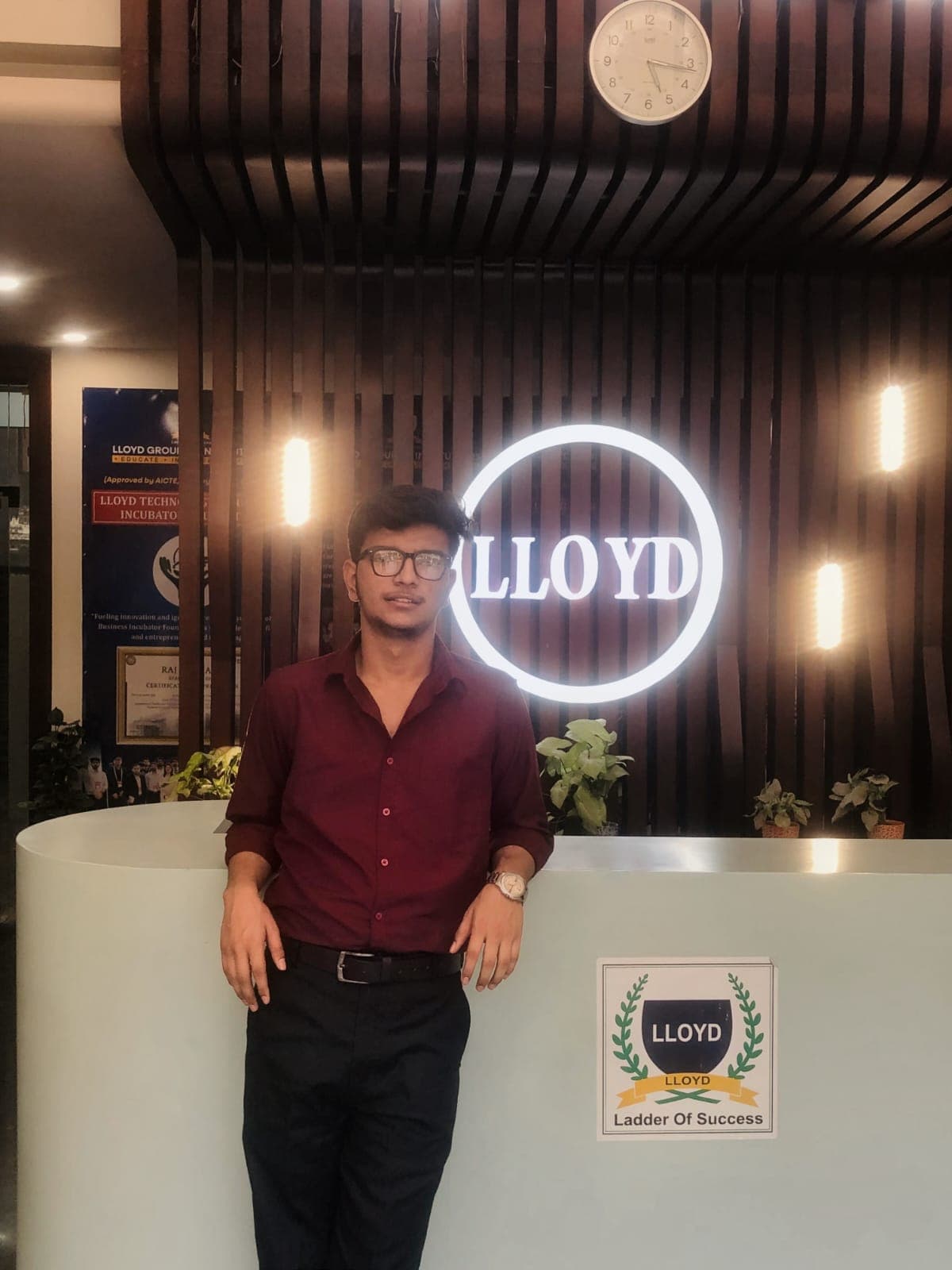 Vaibhav Chaudhary, Founder & Architect of Qura Technologies